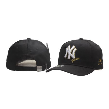 New York Yankees Adjustable Hat
