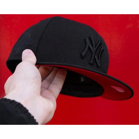 New York Yankees Fitted Hat