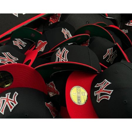 New York Yankees Fitted Hat